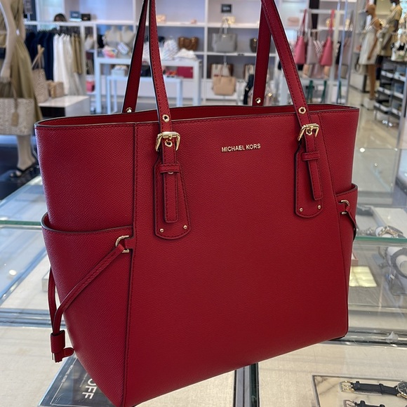 Michael Kors Voyager Small Saffiano Leather Tote Bag
Style# 30H1GV6T4T
NWT Flame - Picture 3 of 16